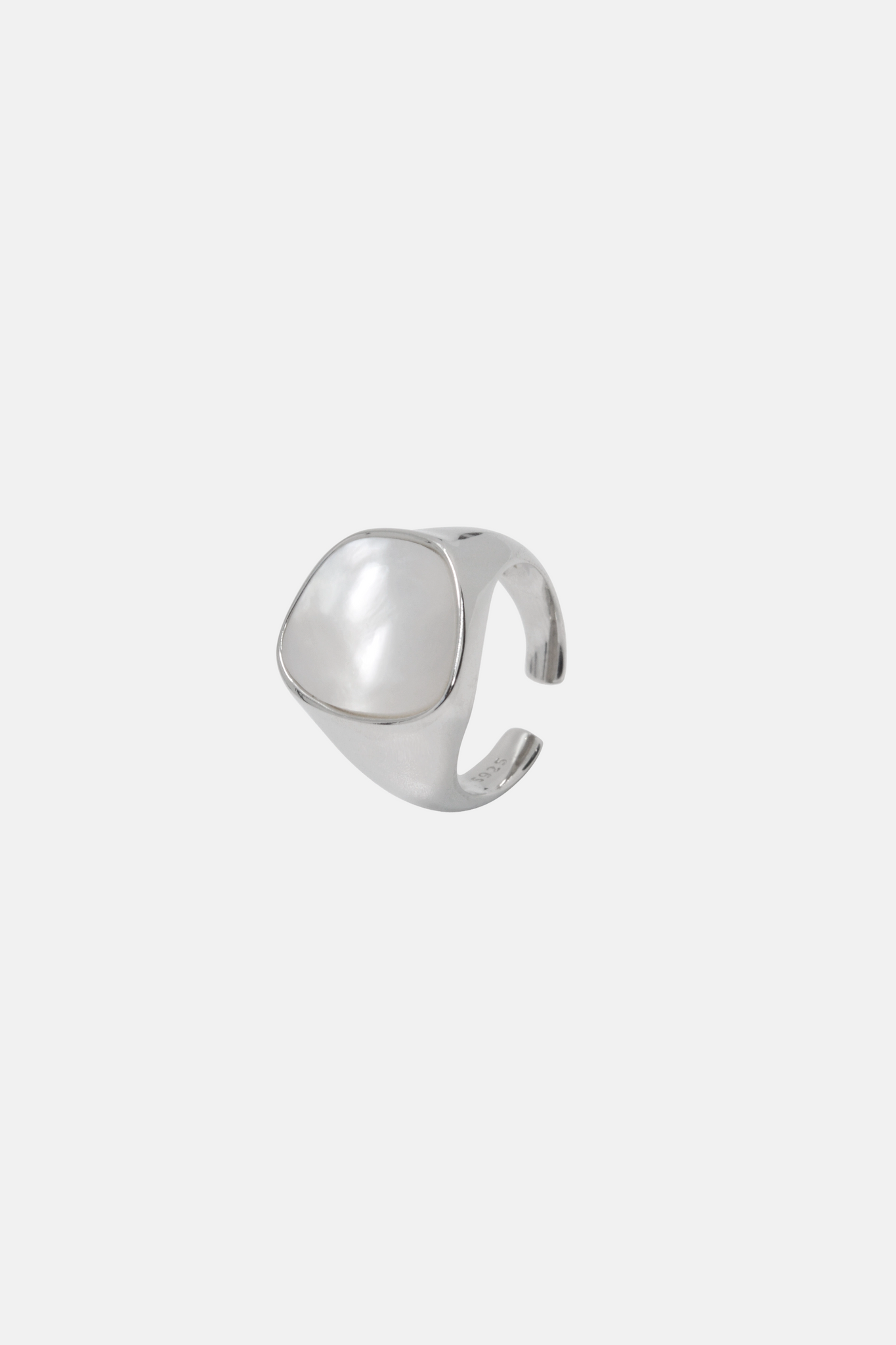 Mermaid - Mega White Seashell Sterling Silver Ring
